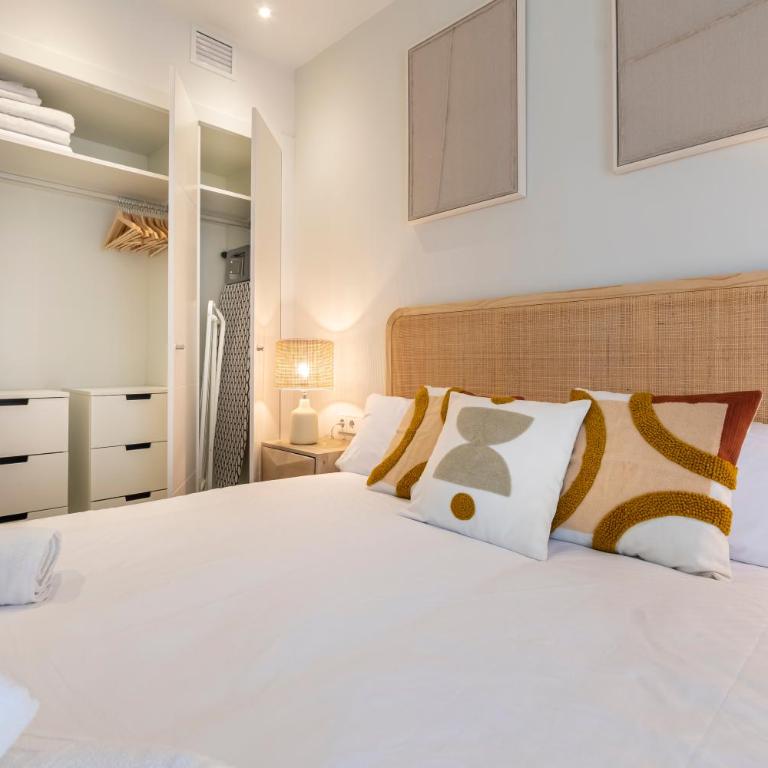 CATERINA Bac de Roda - Two-Bedroom Apartment - 8