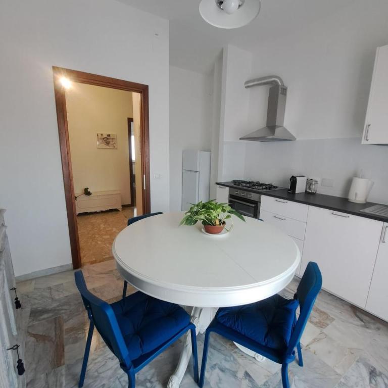 Marisa's Apartment - Appartamento con 2 Camere da Letto e Terrazza - 7