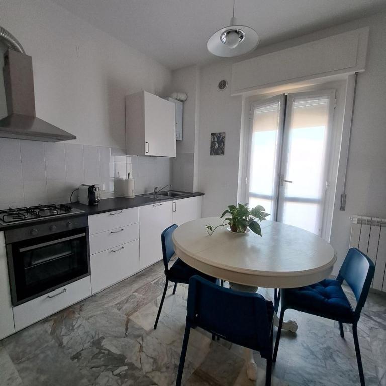 Marisa's Apartment - Appartamento con 2 Camere da Letto e Terrazza - 10