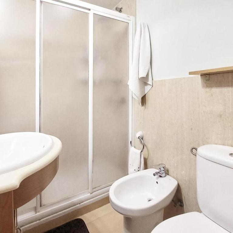 3 bedroom gorgeous apartment in Benicasim - Three-Bedroom Apartment - 18
