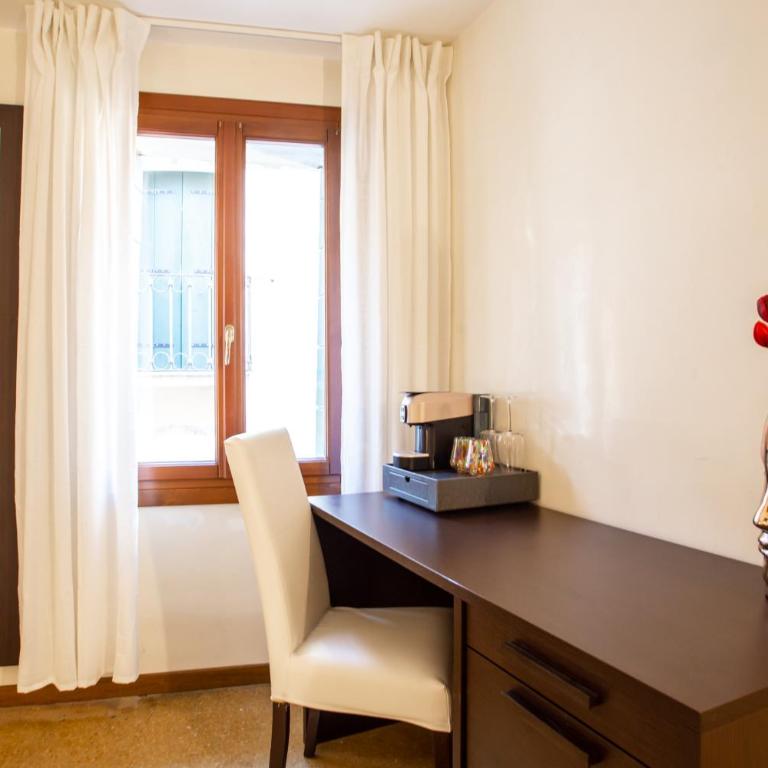 Luxury Apartment in San Marco, Venice - One-Bedroom Apartment - 13