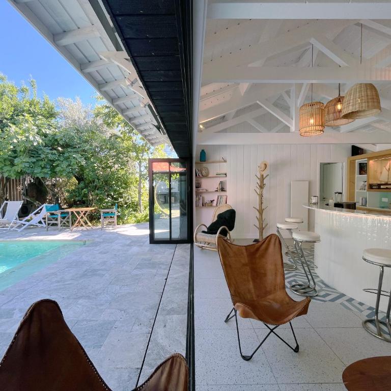 Villa front Bassin, accès plage privée, piscine - Villa - Vue sur Mer - 63