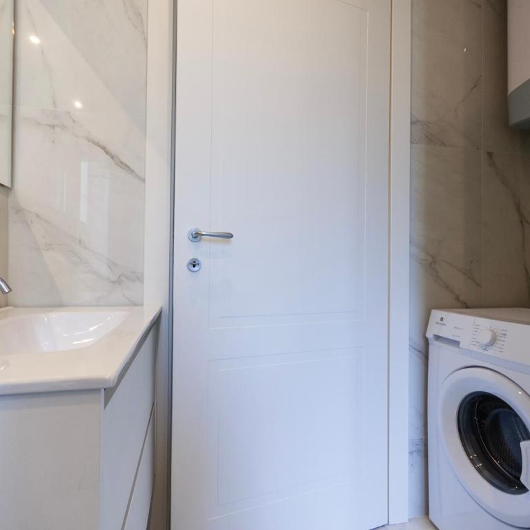 Youhosty - Gioia Tower View - Appartamento con 1 Camera da Letto - 9