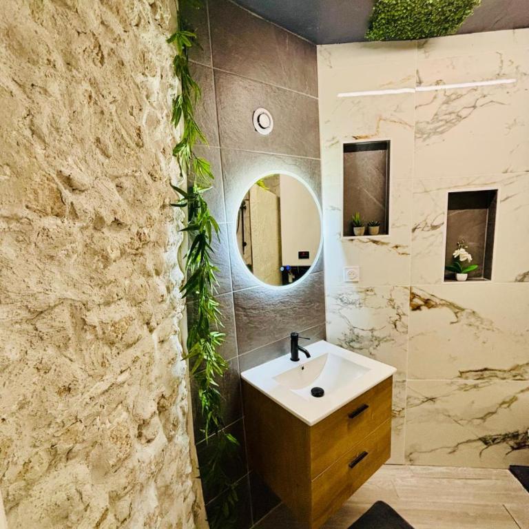 Sereni house jacuzzi - Casa con 2 Camere da Letto - 16