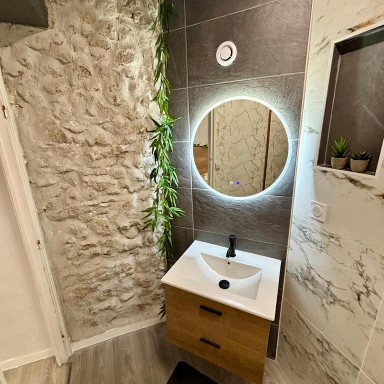 Sereni house jacuzzi - Casa con 2 Camere da Letto - 17