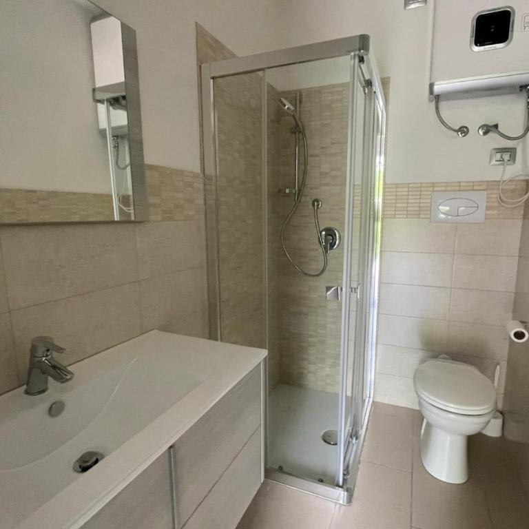 Schöne Ferienwohnung mit herrlichem Seeblick - Appartamento - 25