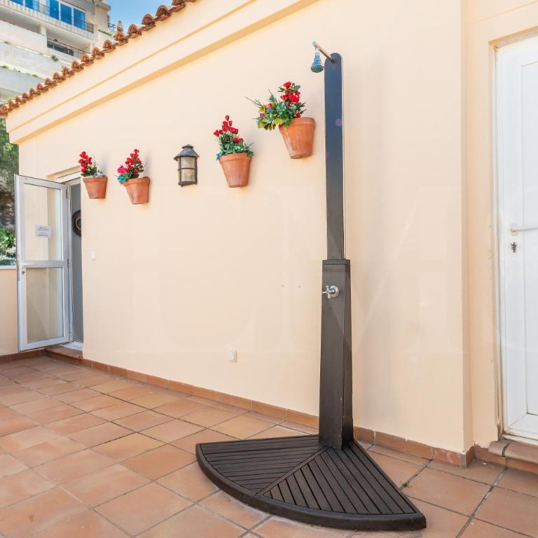 Seaside stay with large terrace, pool & parking REMS - Apartamento de 3 dormitorios - 16