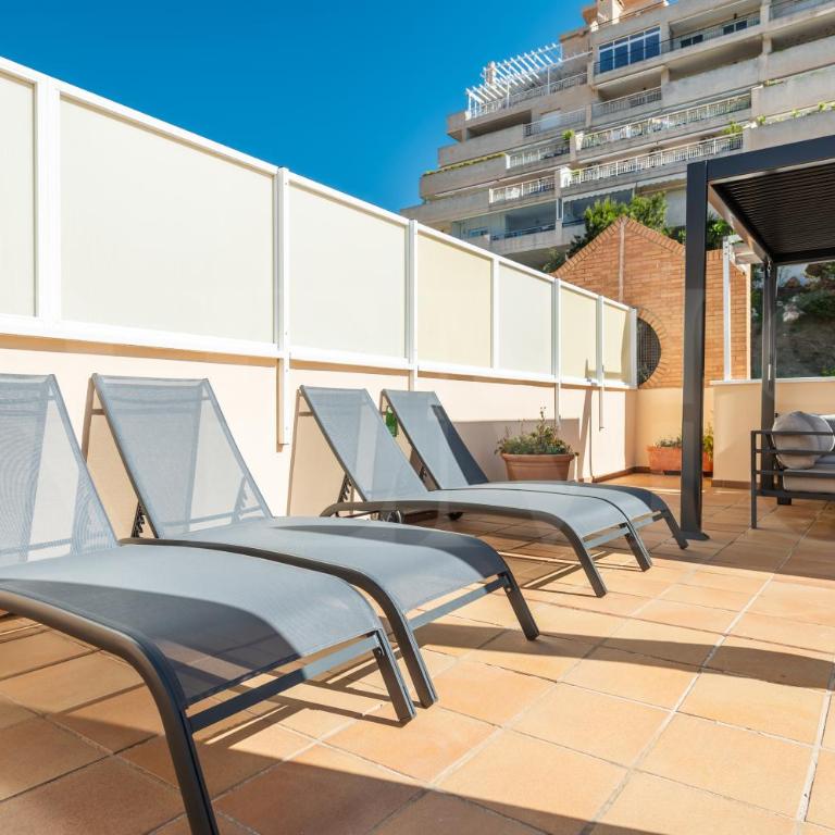 Seaside stay with large terrace, pool & parking REMS - Apartamento de 3 dormitorios - 17