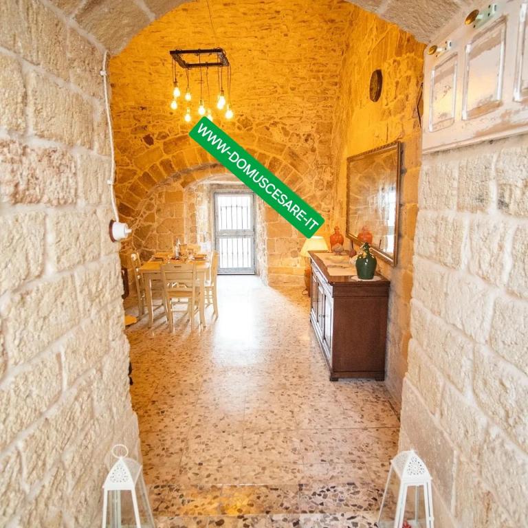 DOMUS CESARE - dimora storica totalmente in pietra nel cuore del centro storico con cabina doccia pietra in camera e zona relax esterna-historic residence entirely made of stone in the heart of the historic center with stone shower cabin in the room - Casa Vacanze - 51