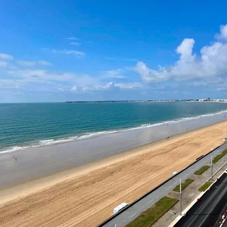Spacious Bay View La Baule floor 9 Parking - Appartement 2 Chambres - 7