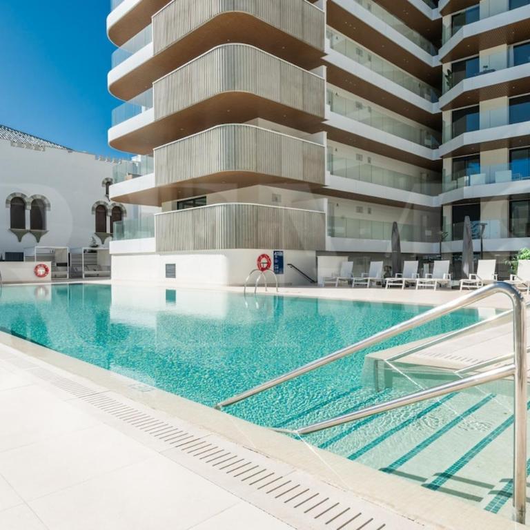 Elegant 2 bedroom gem with terrace and parking REMS - Apartamento de 2 dormitorios - 19
