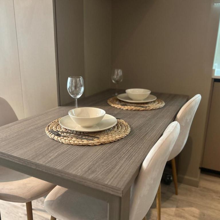 Bulnes, Aire Acondicionado, 1 block from Parque Almagro y Metro, Tourist area and cowork - Apartamento de 3 dormitorios - 12