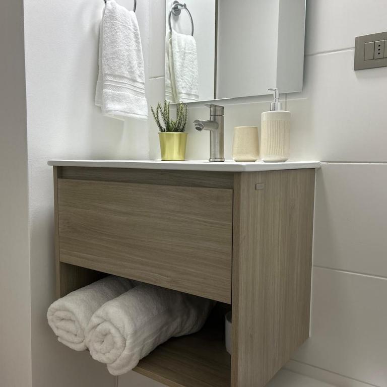 Bulnes, Aire Acondicionado, 1 block from Parque Almagro y Metro, Tourist area and cowork - Apartamento de 3 dormitorios - 18