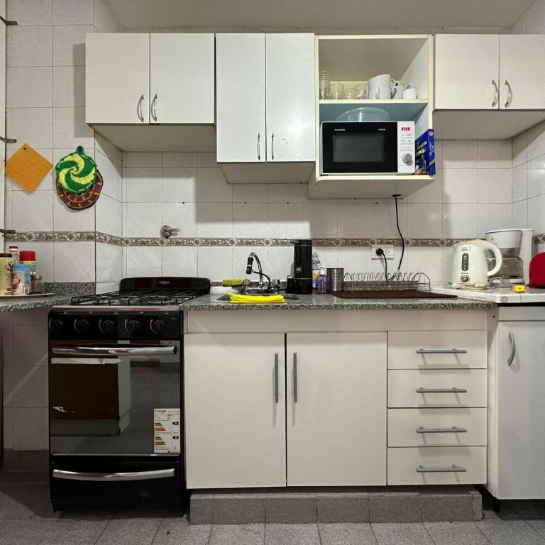 Amplio departamento en villa Crespo - Apartamento de 2 dormitorios - 4