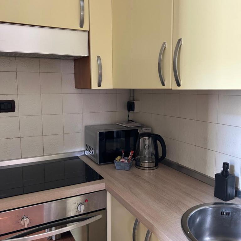Piccolo Attico Porta Nuova - Appartamento con 2 Camere da Letto - 7