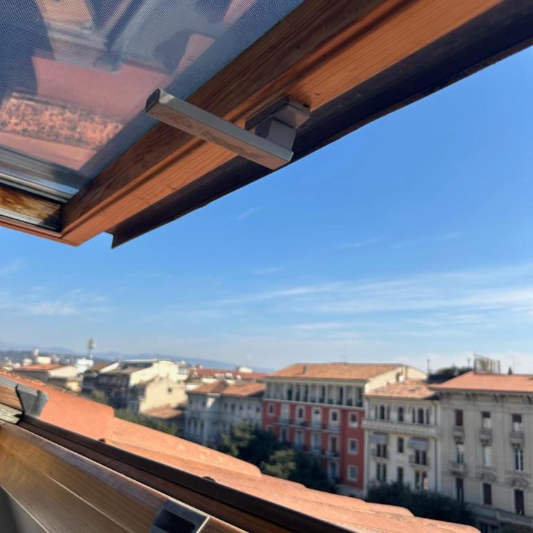 Piccolo Attico Porta Nuova - Appartamento con 2 Camere da Letto - 15