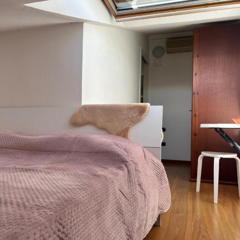 Piccolo Attico Porta Nuova - Appartamento con 2 Camere da Letto - 9