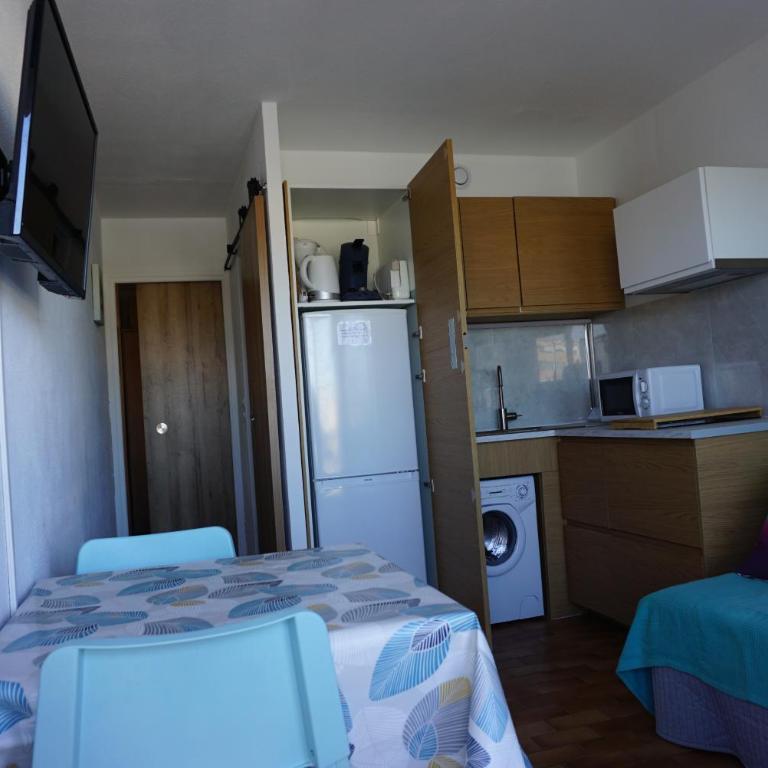 charmant studio alcôve à balaruc les bains 2 étoiles - Apartment mit 1 Schlafzimmer - 12