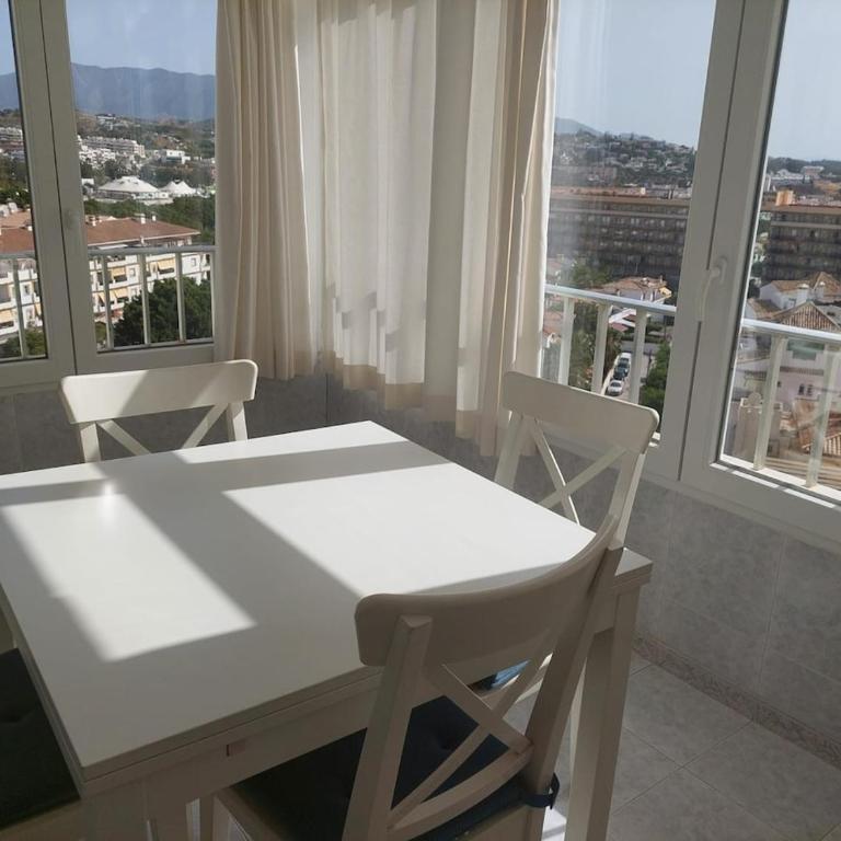 Beach Front La Cala Penthouse studio Apartment - Apartamento de 1 dormitorio - 9
