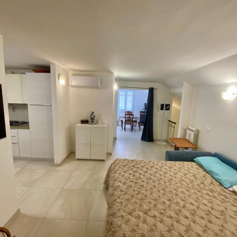 La terrazza di Marco near the station - One-Bedroom Apartment - 10