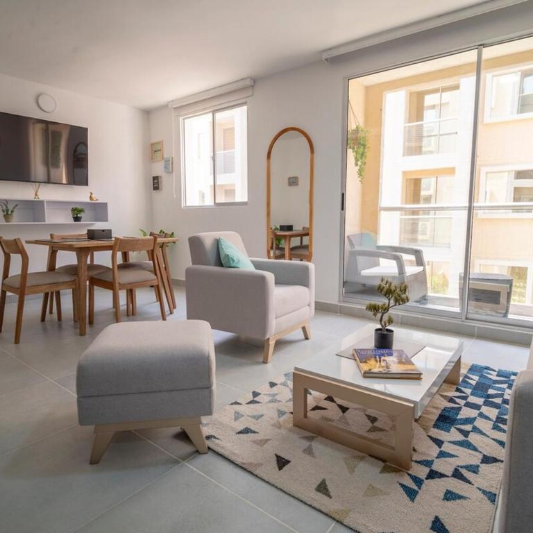 Modern apartment minutes from the beach - Apartamento de 2 dormitorios - 1