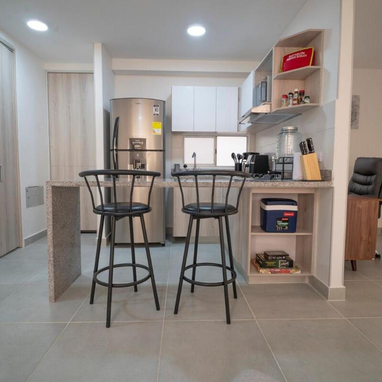 Modern apartment minutes from the beach - Apartamento de 2 dormitorios - 12