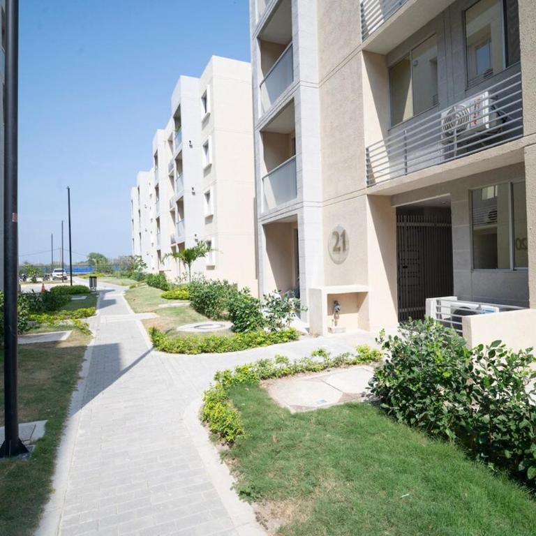 Modern apartment minutes from the beach - Apartamento de 2 dormitorios - 30