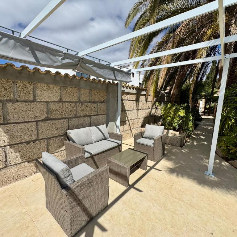 Villa Casa Lilo, en jardin grande,con una gran piscina, con pérgola y barbacoa - Villa de 1 dormitorio - 80