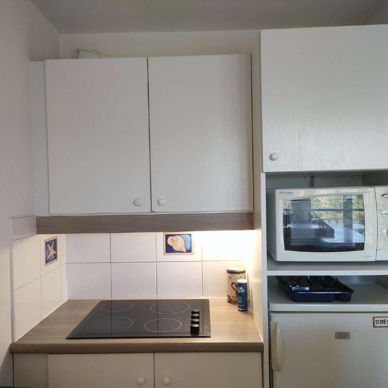 Ref 036 A louer T3 duplex avec internet et piscine dans la résidence - Appartement 2 Chambres avec Balcon - 4