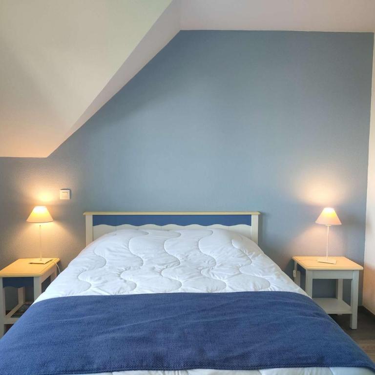 Ref 036 A louer T3 duplex avec internet et piscine dans la résidence - Appartement 2 Chambres avec Balcon - 6