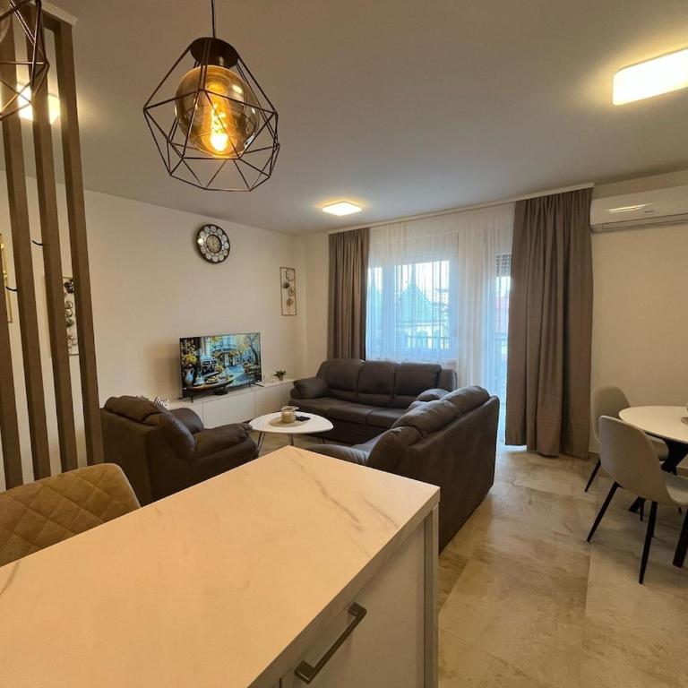 Lux apartment Rose - Two-Bedroom Standard Apartment - 4