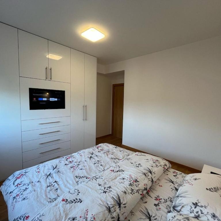 Lux apartment Rose - Two-Bedroom Standard Apartment - 5