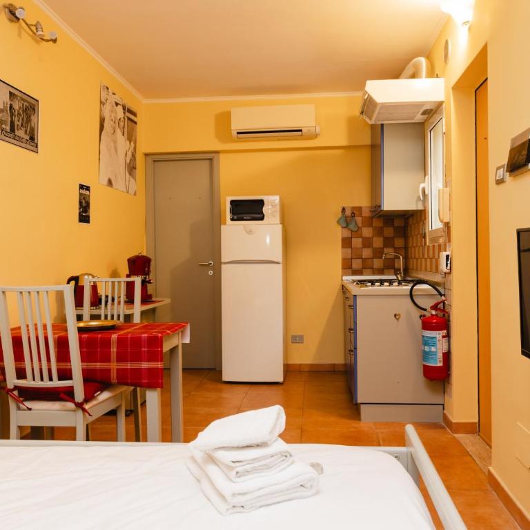 Studio House da Pasolini a Mastroianni - Appartamento Monolocale - 3