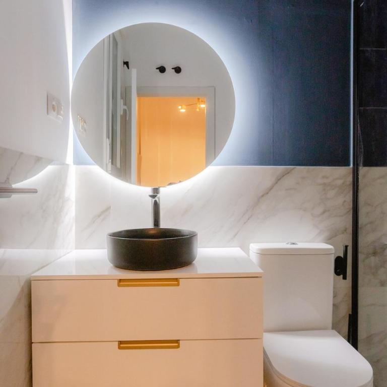 Luxury central apartment - One-Bedroom Apartment - 25