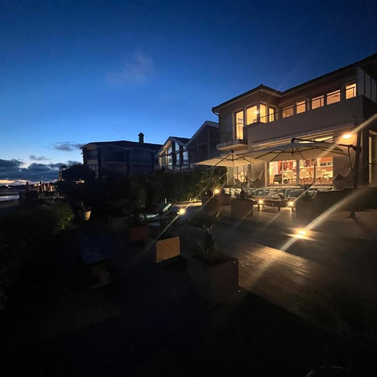 Villa front Bassin, accès plage privée, piscine - Villa - Vue sur Mer - 35