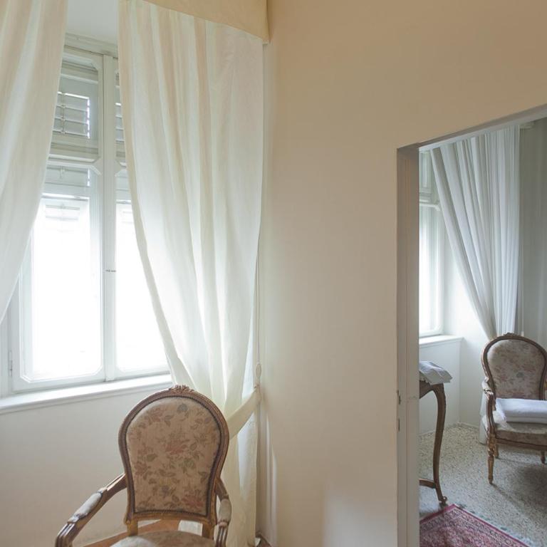Piazza Venezia Le Camere - Deluxe Double Room with Sea View - 5