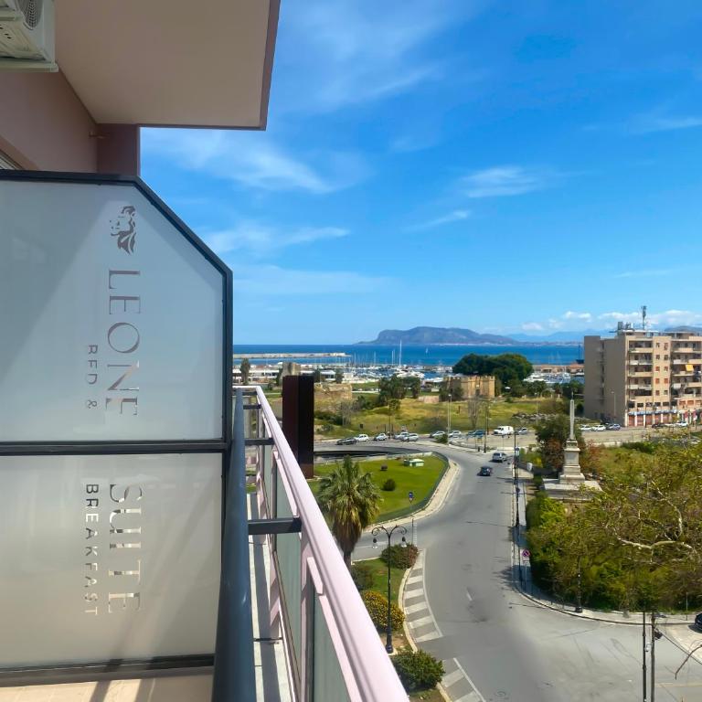 Leone Suite View & Restaurant - Zimmer mit Queensize-Bett - 2