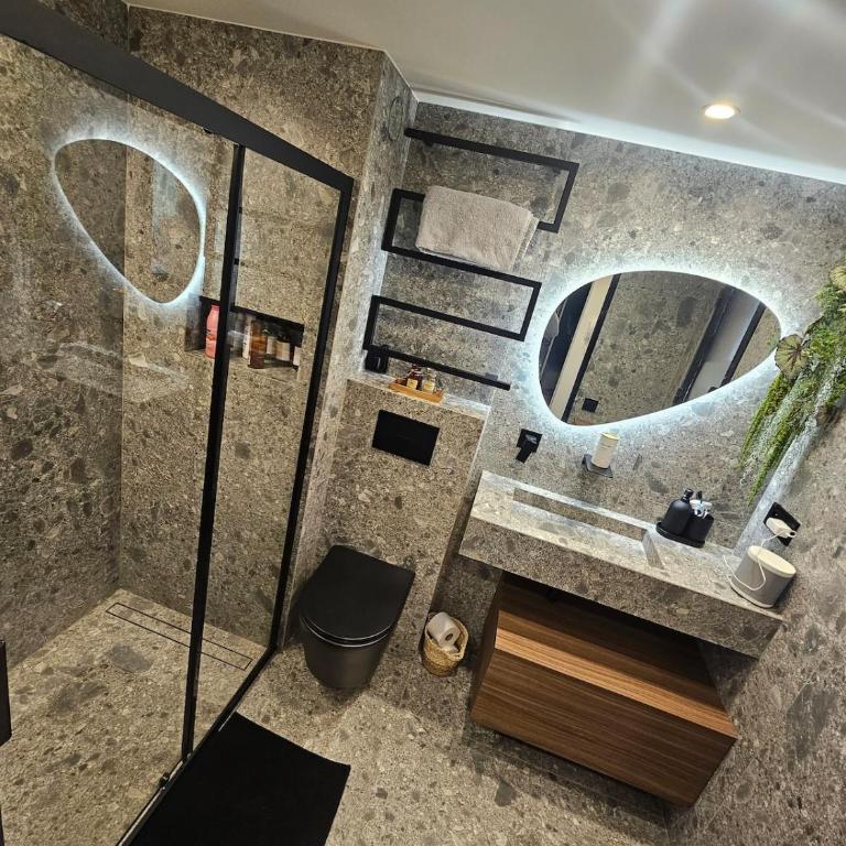 modern panoramic sea view apartment near Cannes - Mandelieu - Apartment mit 1 Schlafzimmer - 5