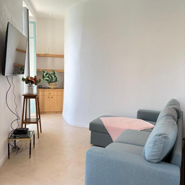 NEPTUNE AP4453 By Riviera Holiday Homes - Appartement 1 Chambre avec Balcon et Vue sur Mer - 11