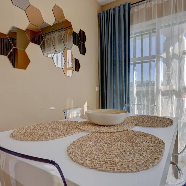 053 - Two Bed Mijas Golf Apartment in popular Matchroom Golf Club - Apartamento de 2 dormitorios - 5