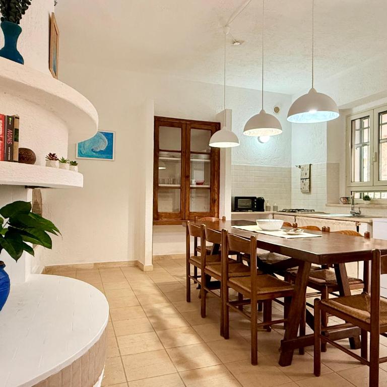 Le Residenze dei Mandorli - Appartamenti immersi nel verde della macchia mediterranea a Orosei - Casa con 3 Camere da Letto - 1