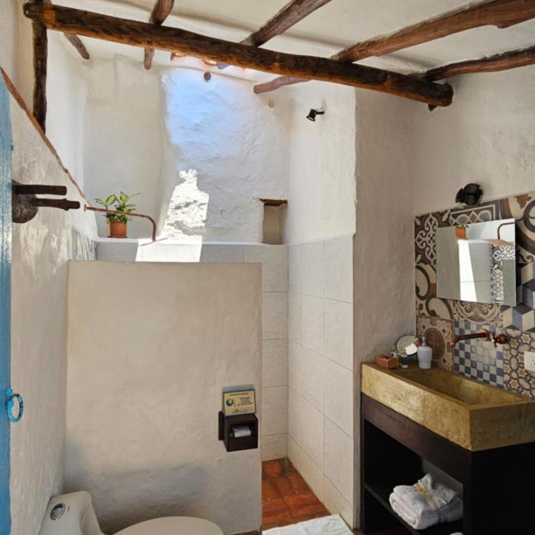 Casa Raisol - Habitación Doble con baño privado - 7