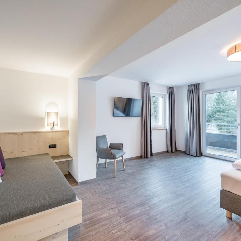 Seehüter's Hotel Seerose - Piburger See, Ötz - Large Double Room - 4