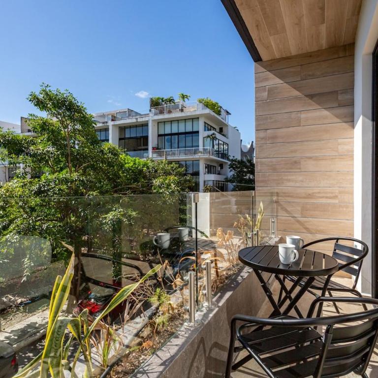 Nature view steps from the Caribbean Sea - One-Bedroom Apartment - 68