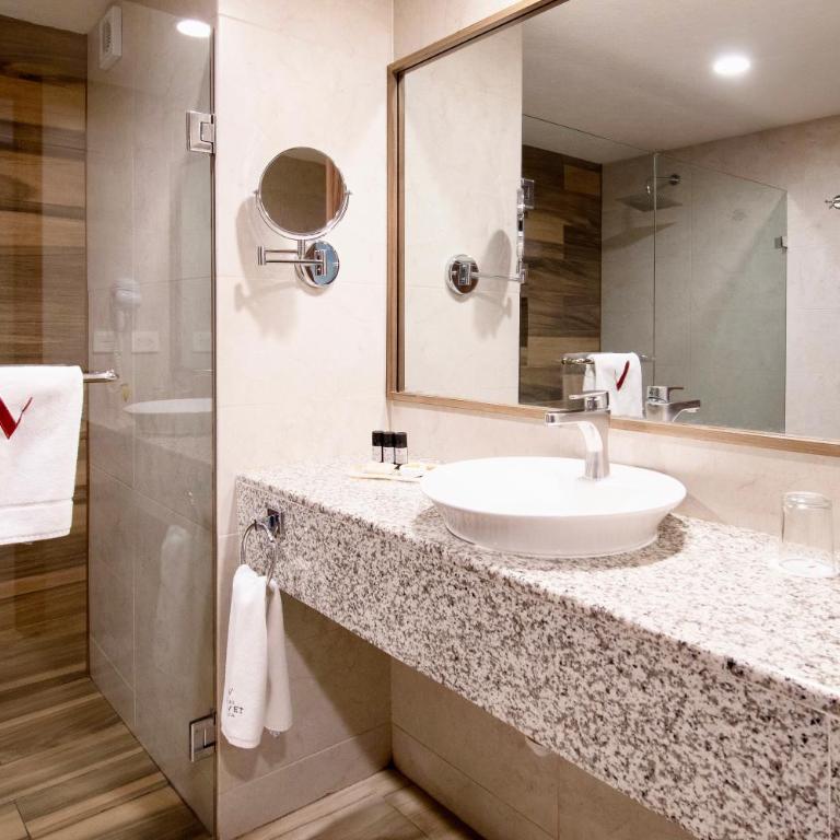 Hotel Velvet Plaza - Habitación Doble - 2 camas - 14