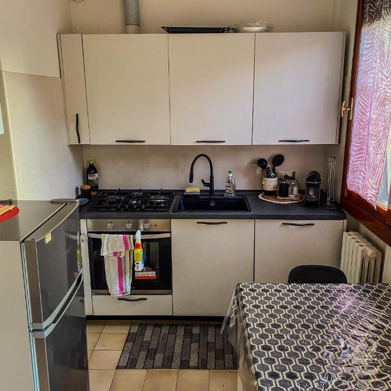 Le2sorelle - Camera Singola con Bagno in Comune - 11