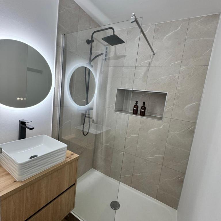 Le renouveau - Two-Bedroom Apartment - 2