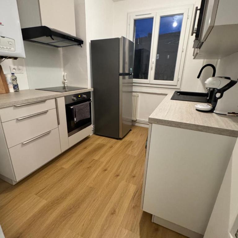 Le renouveau - Two-Bedroom Apartment - 11