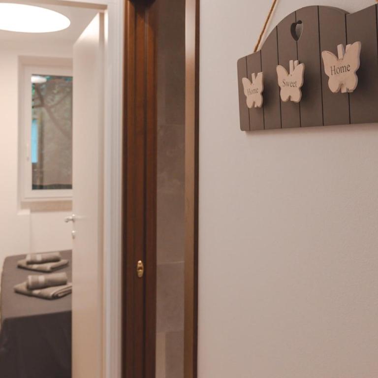 SuperFast Fibre & Netflix Modern Suite Roiano - Appartamento con 2 Camere da Letto - 10