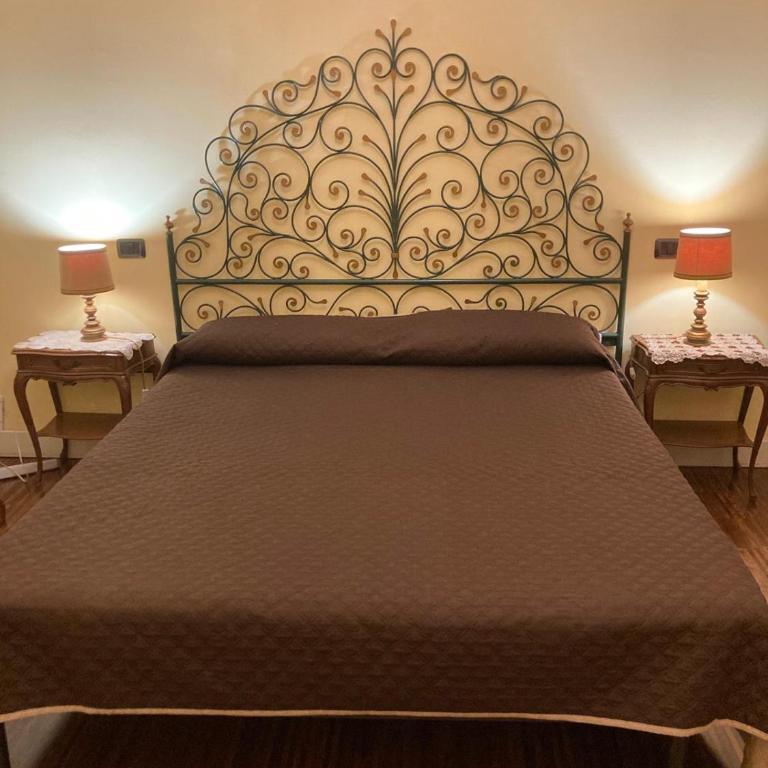 La Dimora in Centro - Two-Bedroom Apartment - 2